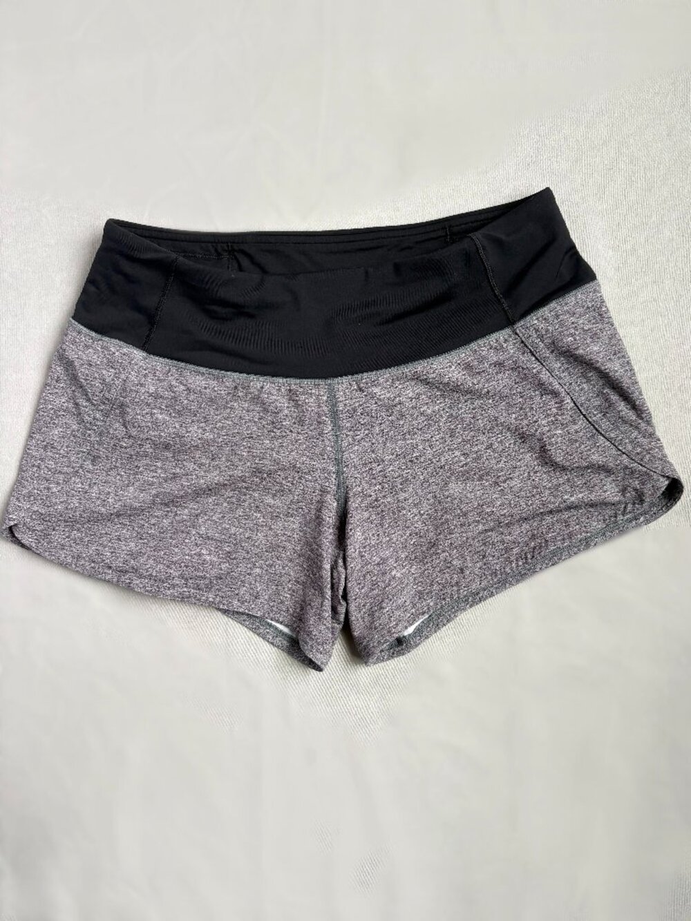 Lululemon Run Times Short II 4" Women's Size 4 Heather Lux Multi Black Running